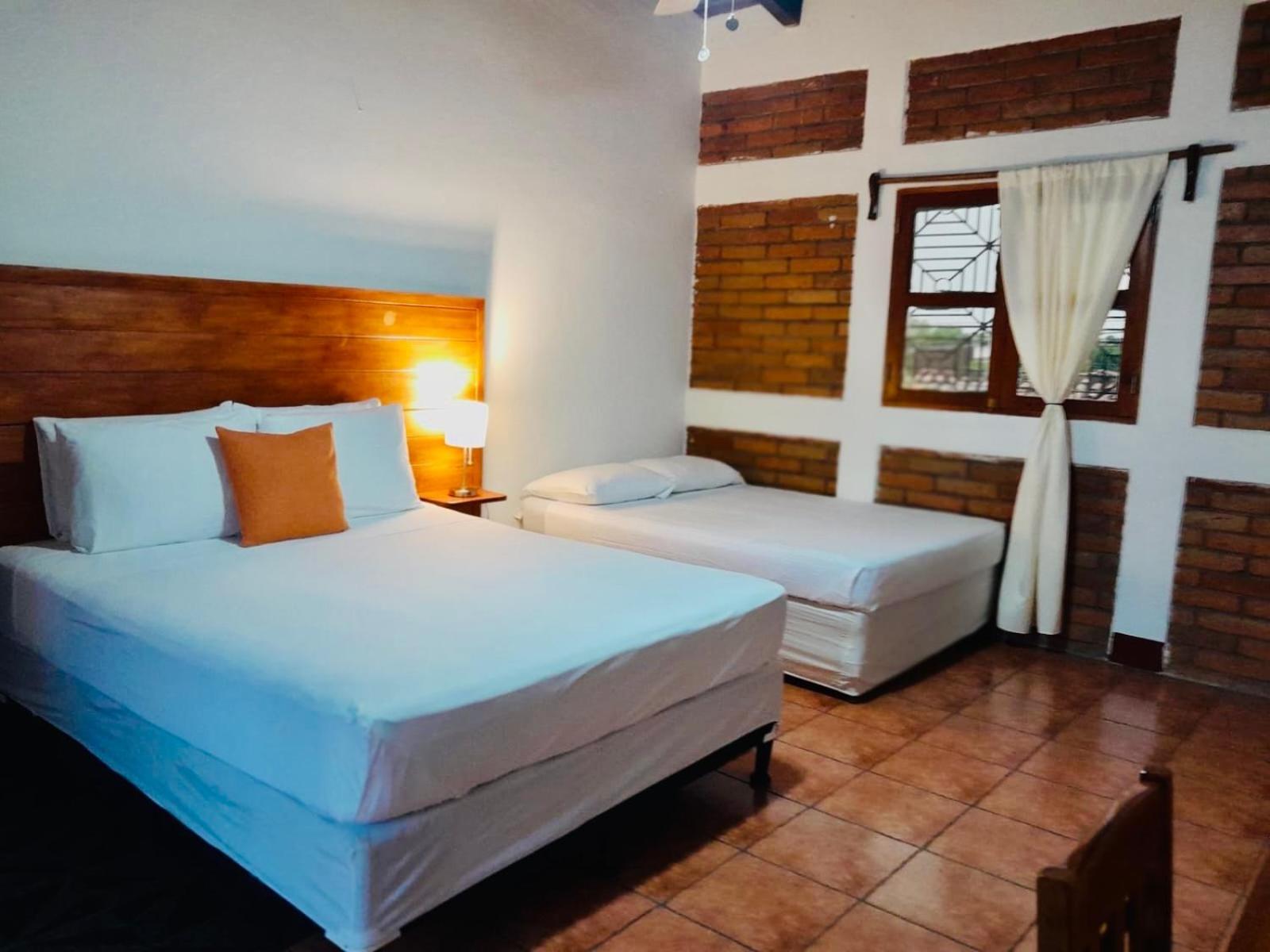 Hotel Al Sole Leon Exterior photo